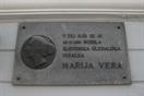 Spominska plošča na rojstni hiši Marije Vere v Kamniku.